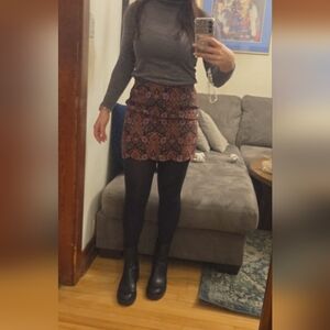 Daphnea Paris - fully lined -Floral Paisley Jacquard Mini Skirt - Black & Purple